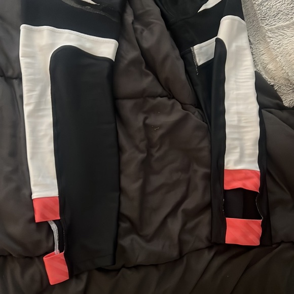 Large Nike leggings - Picture 2 of 3